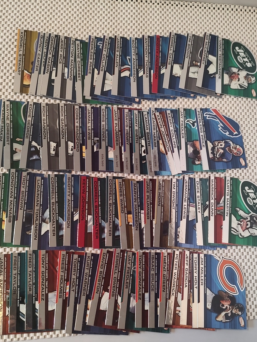 70 Football 2002 Trading Cards